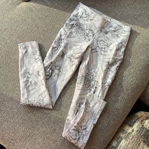 Lululemon Swift running leggings